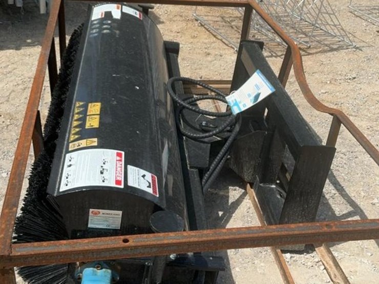 #180-•-atg-broom-attachment-image-2