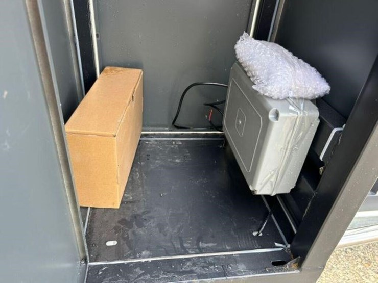 unused-(1)-set-of-driveway-electric-double-swing-image-21