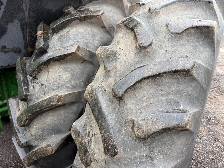 john-deere-4250-image-56