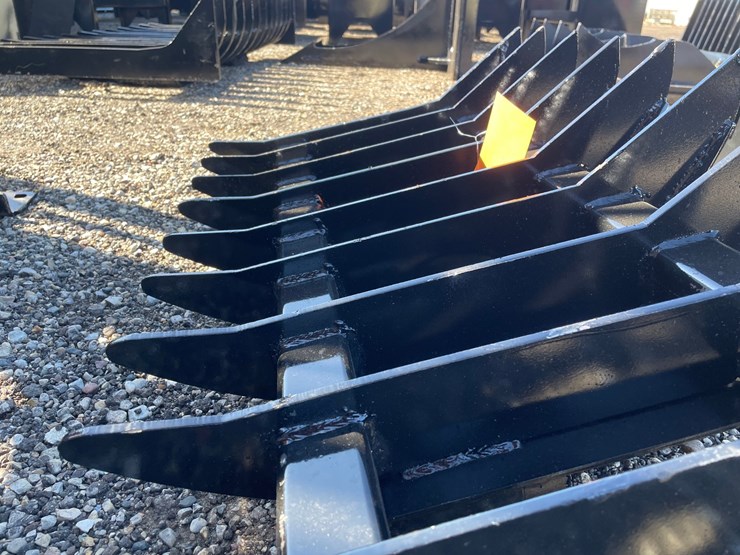 #3392-•-mini-skid-steer-root-rake-image-5