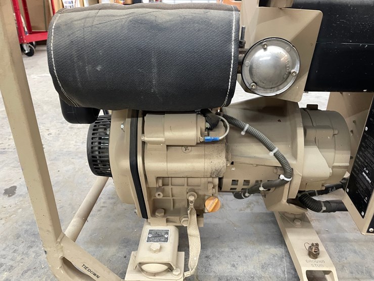 #7549-•-military-diesel-generator-image-13