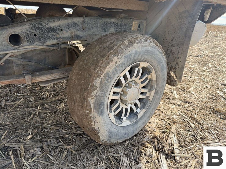 2011-dodge-ram-2500-image-12