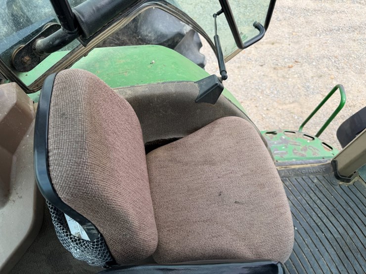 1998-john-deere-8300-image-57