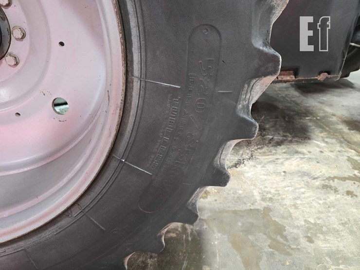 case-ih-magnum-245-image-29