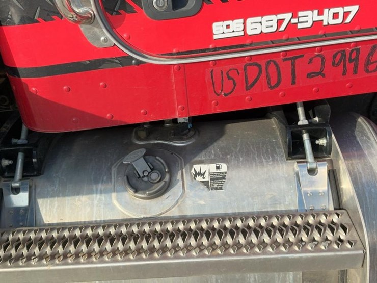 2021-peterbilt-337-image-70