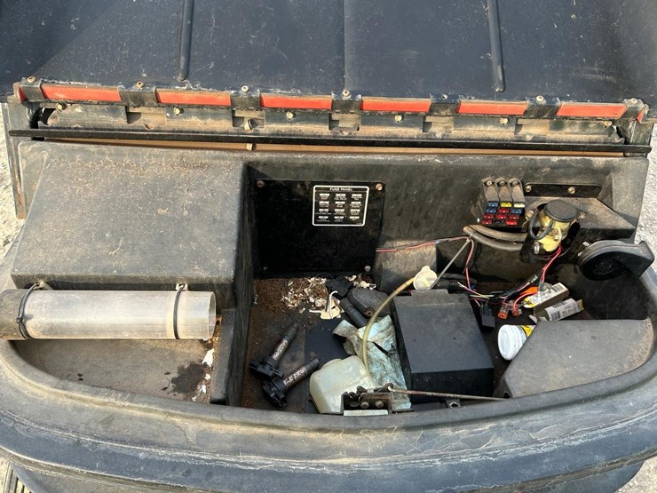 cushman-turf-truckster-image-19