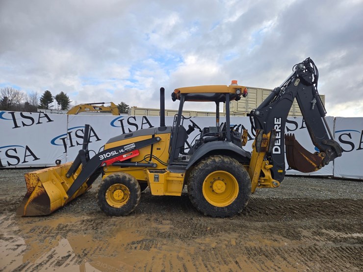 2019-deere-310-image-2