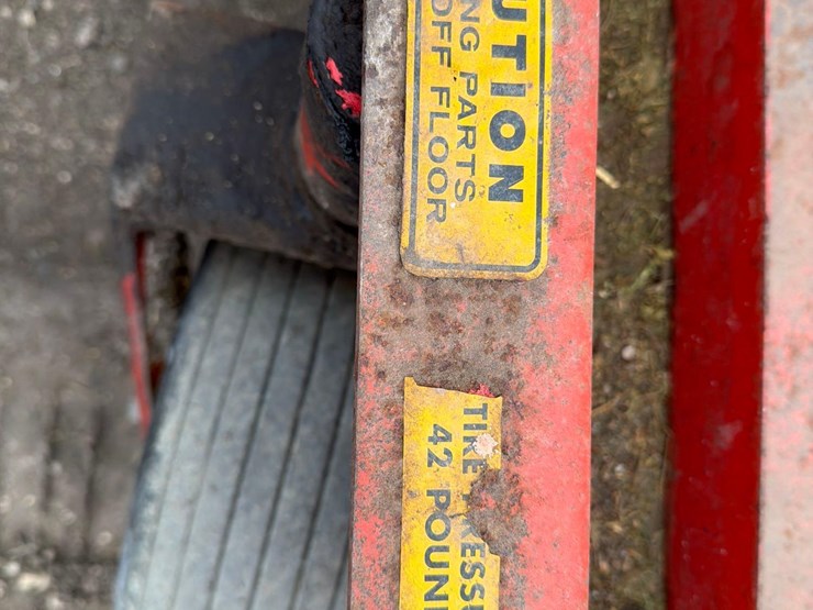 john-deere-24t-image-33