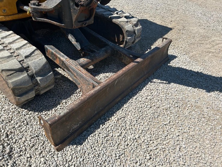 2015-deere-50g-image-10