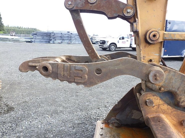 2014-case-cx145c-image-22