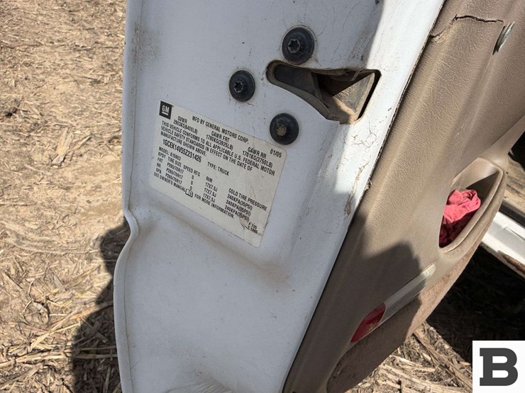 2005-chevrolet-silverado-1500-image-26