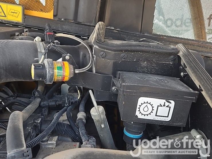 2017-jcb-510-56-image-49