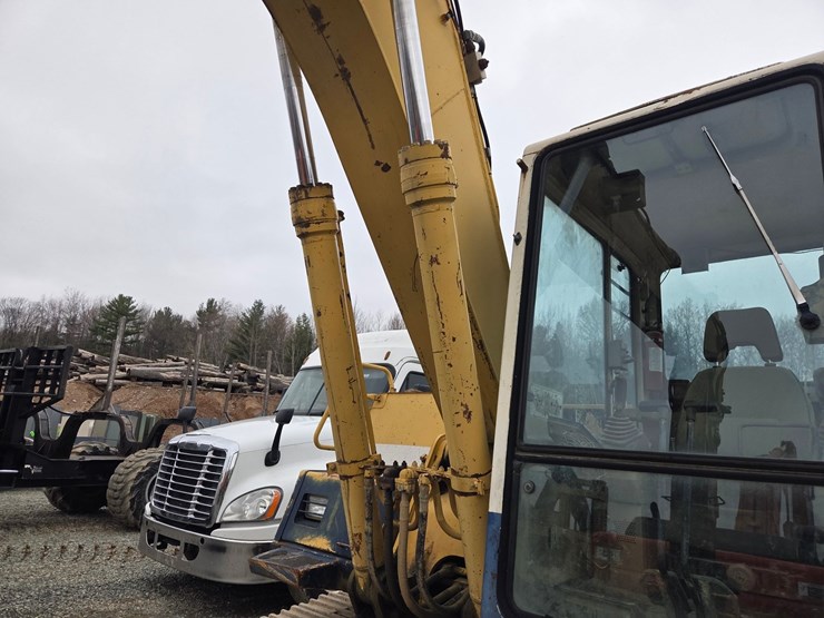 komatsu-pc150-lc-5-image-25