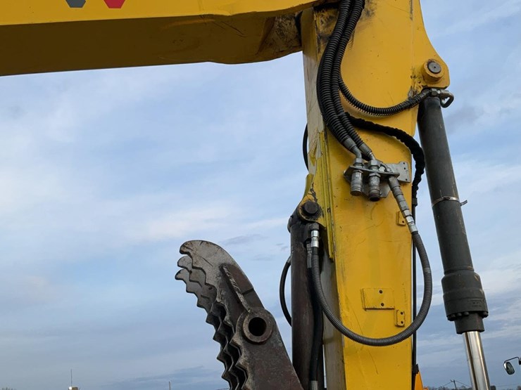 2019-wacker-neuson-et145-image-36