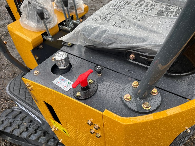 #3298-•-2026-ats-rt12r-mini-excavator-image-14