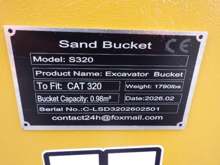 caterpillar-320-image-5