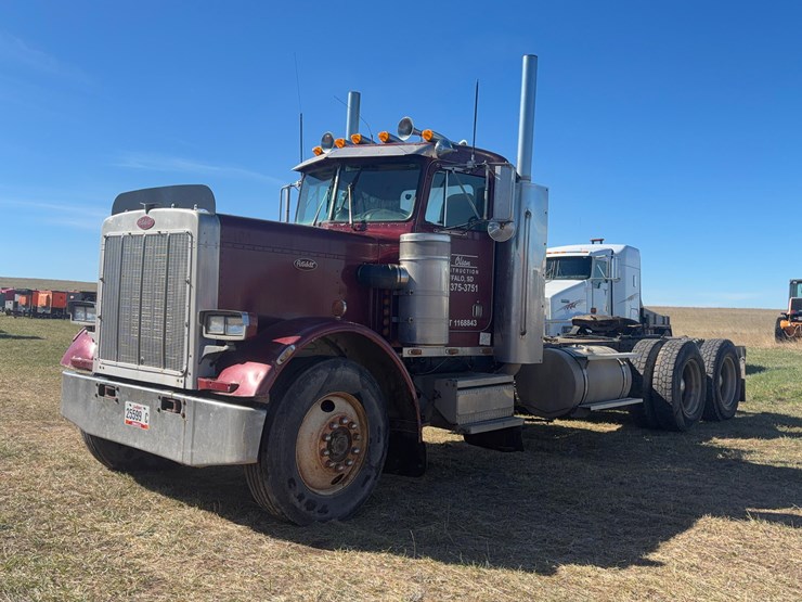 1986-peterbilt-359-day-cab-image-21