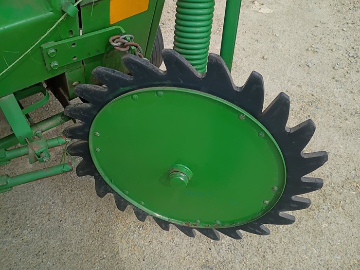 2000-john-deere-556-image-17