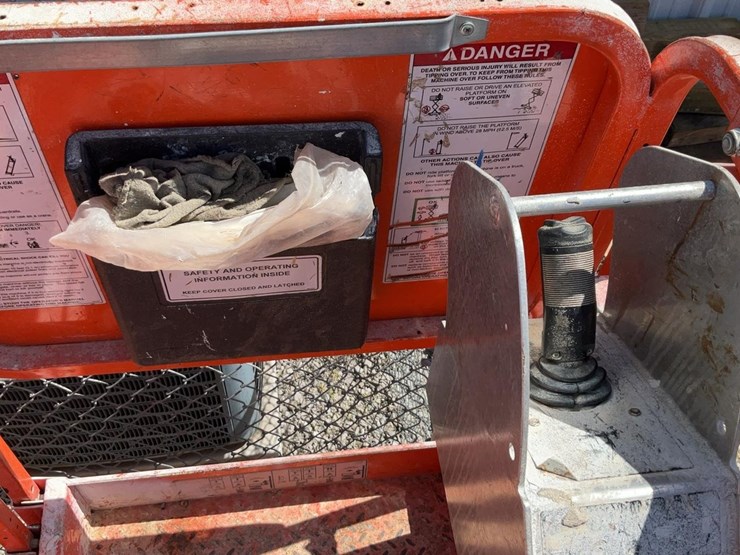 #422-•-snorkel-19'-scissor-lift-image-14