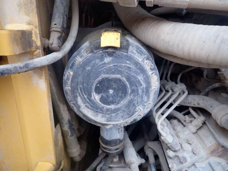 2010-caterpillar-232b-image-34