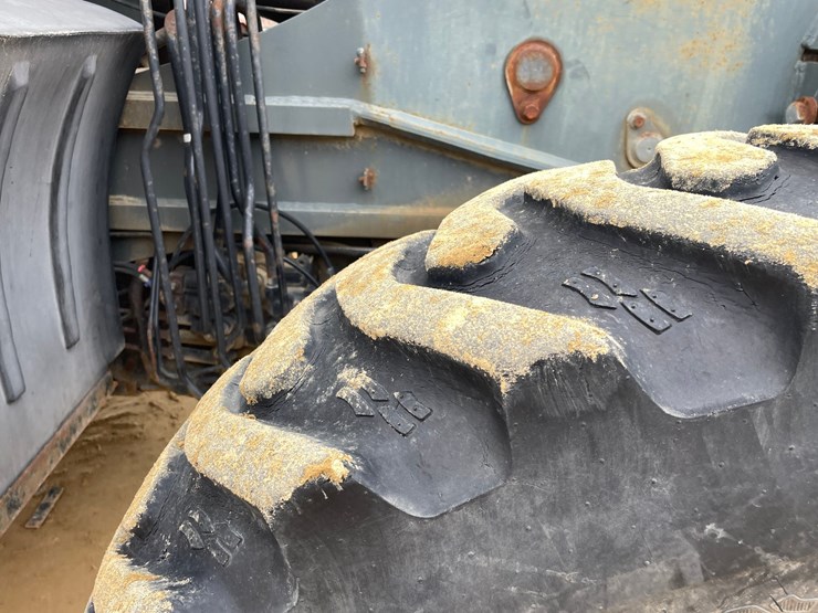 2005-jlg-g9-43a-image-76