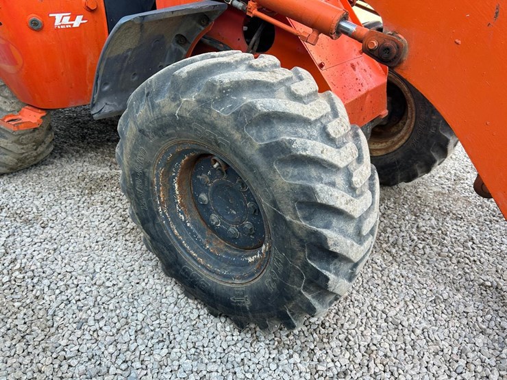 kubota-r420s-image-11
