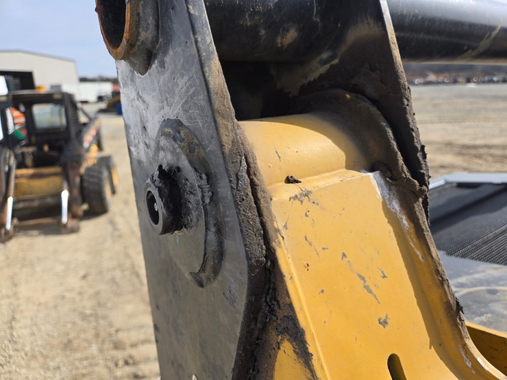 2019-caterpillar-259d3-image-22