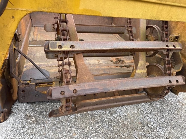 caterpillar-613b-image-8