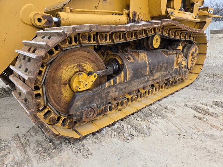 2001-caterpillar-963c-image-39
