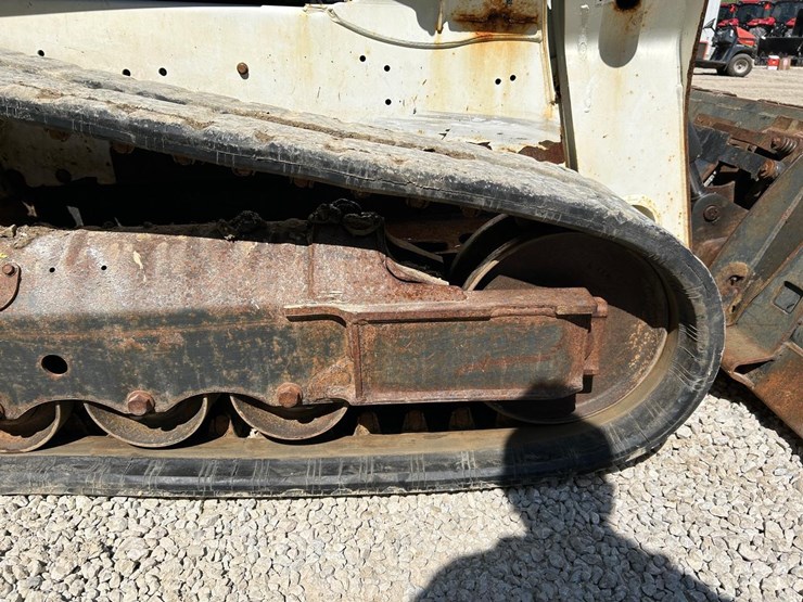 2017-bobcat-t550-image-15