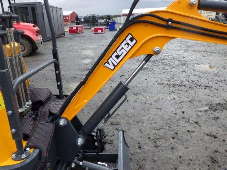 2026-vicsec-15-hydraulic-excavator-image-11