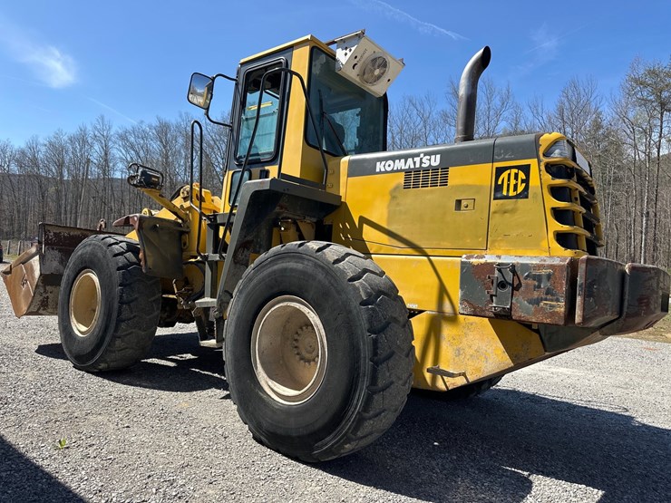 komatsu-wa320-image-5