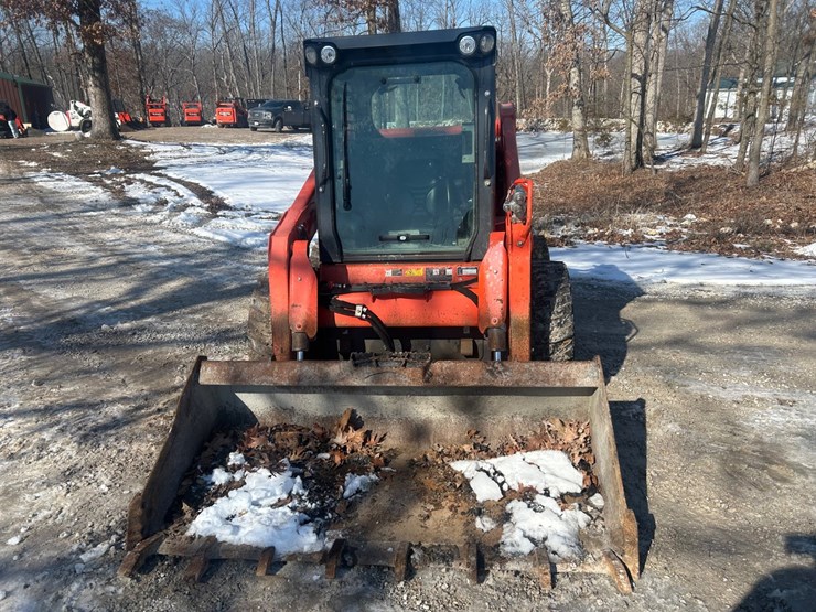 2018-kubota-ssv75-image-24