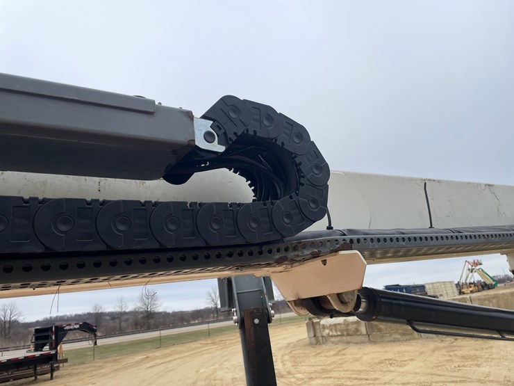 #7513-•-(m-4)-2018-snorkel-tl49j-towable-boom-lift-image-20