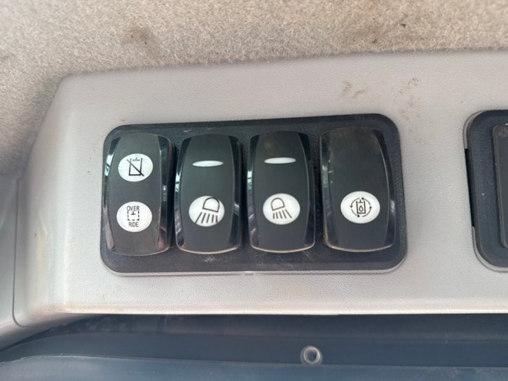 2017-caterpillar-279d-image-38