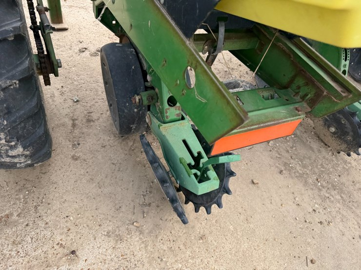 john-deere-1720-image-66