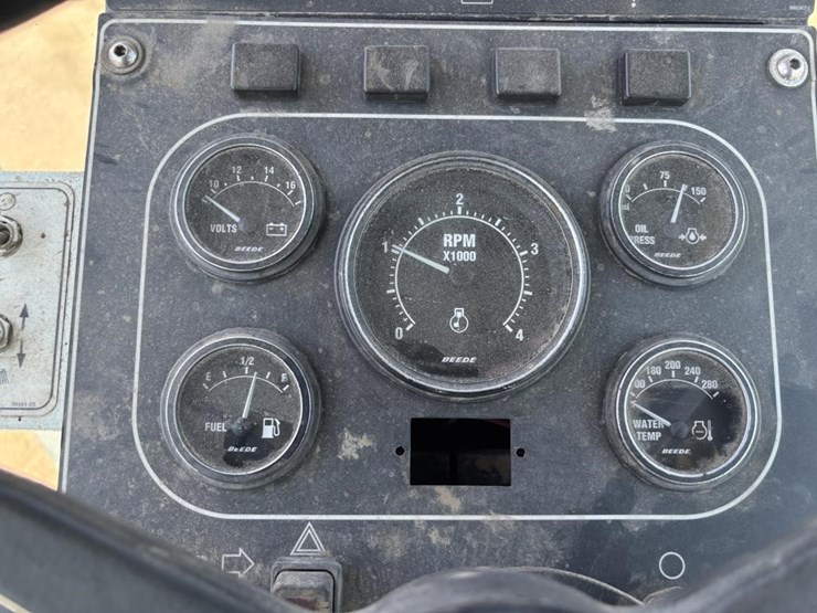 2005-rosco-rb48-image-23