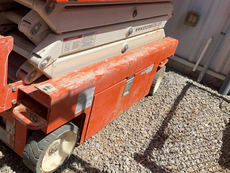 #427-•-snorkel-19'-scissor-lift-image-10