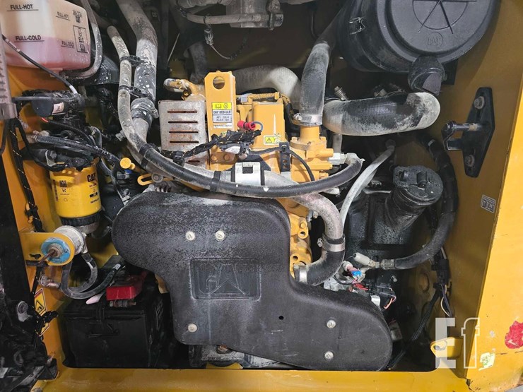 2020-caterpillar-289d3-image-25