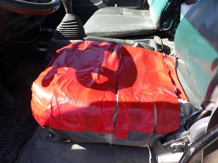 2004-isuzu-nqr-image-20