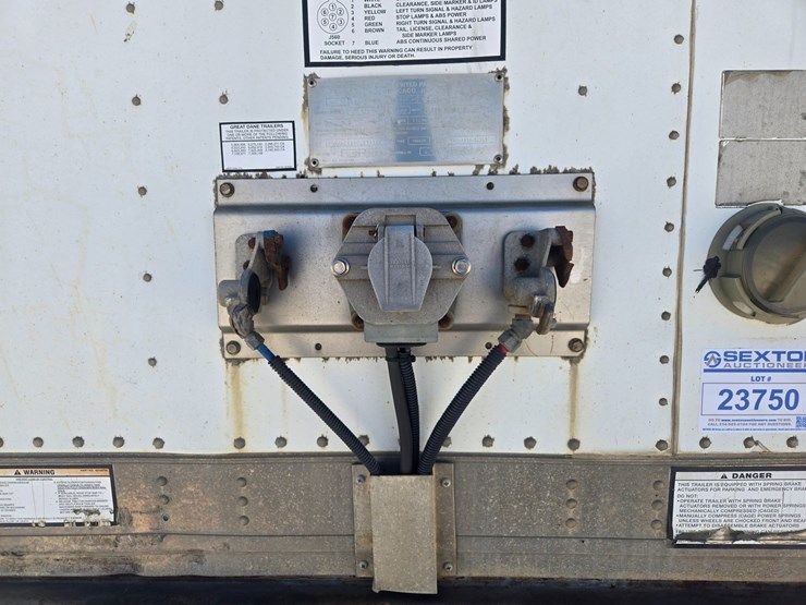 2012-great-dane-van-trailer-image-34