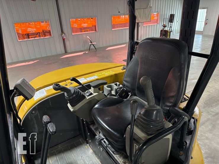 2018-caterpillar-305e2-cr-image-17