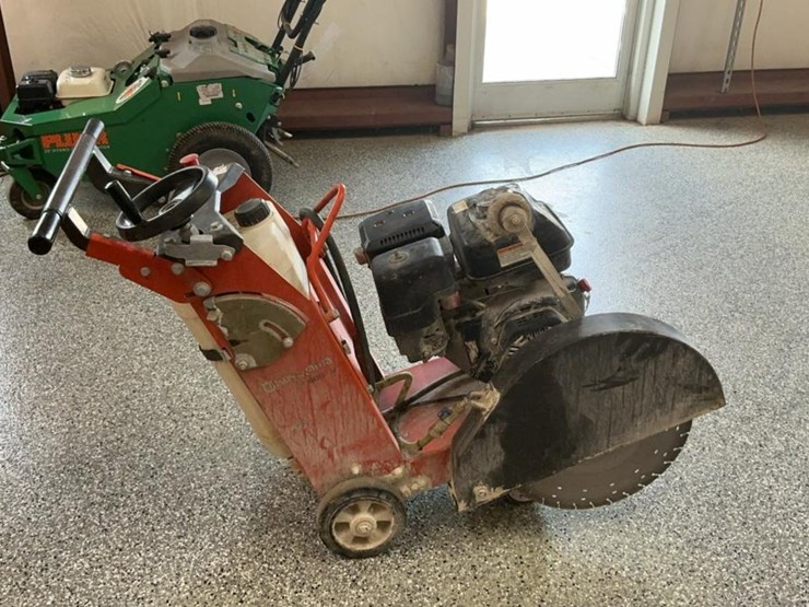 #104-•-husqvarna-fs400lv-concrete-saw-image-1