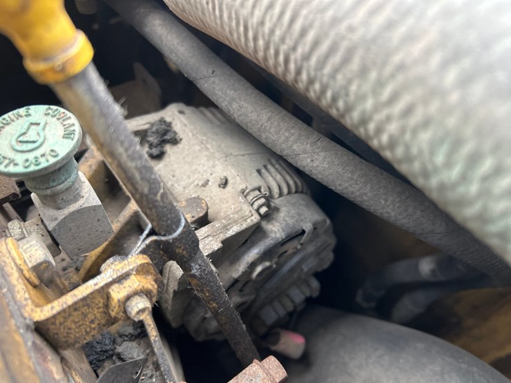 caterpillar-ap-600d-image-48