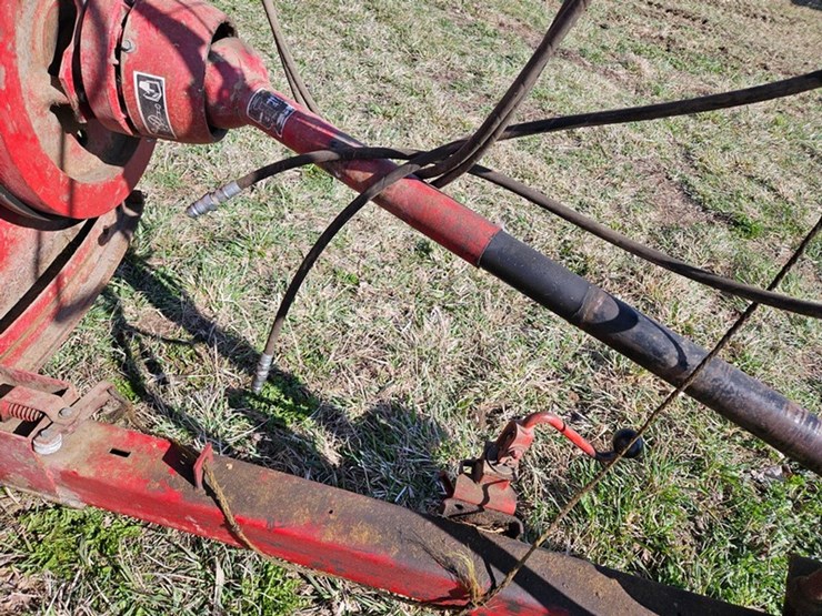 new-holland-315-image-42