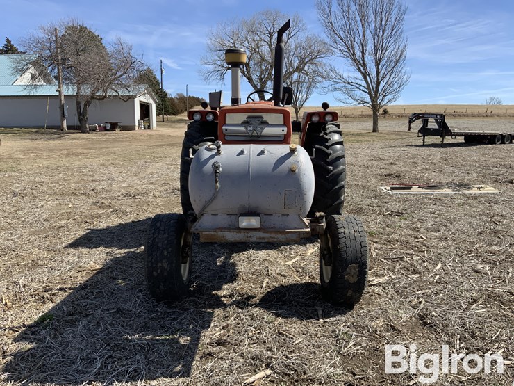 1968-massey-ferguson-1100-image-2