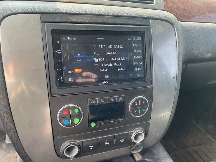 2008-gmc-3500hd-image-37