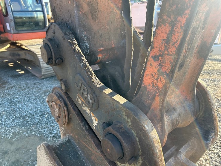 2021-hitachi-zx225-image-18