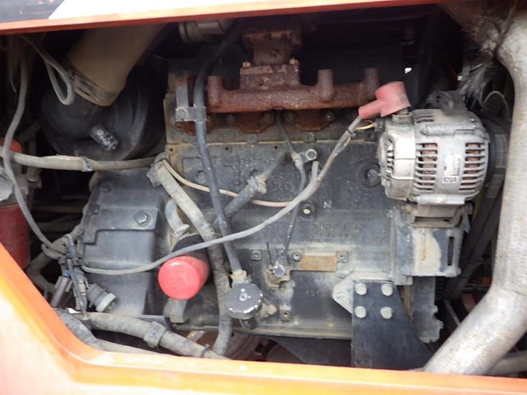 2011-jlg-10054-telescopic-reach-lift-image-12