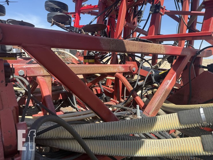 2011-case-ih-3430-image-67